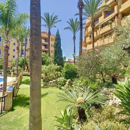 Avn Barcelona Apartment *