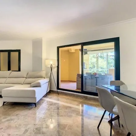 Avn Barcelona Apartment *